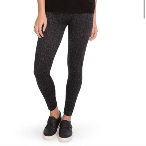 SPANX Pants - SPANX Look At Me Now Leopard Leggings M I81